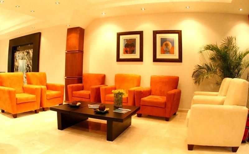 Hotel Century Plaza Сантьяго-де-лос-Кабальерос Экстерьер фото